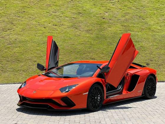 LAMBORGHINI AVENTADOR 6.5 V12 GASOLINA LP 740-4 S ISR